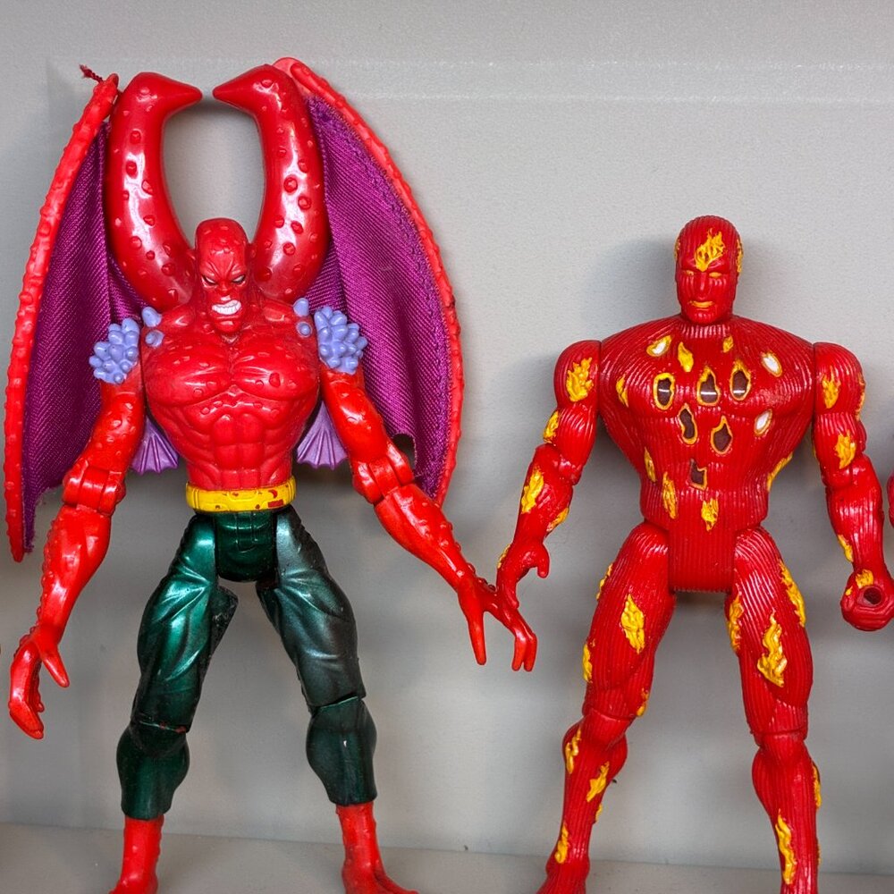 Vintage Toy Biz Marvel Xmen Spider-Man Batman Hulk Kenner Action Figure Lot - Picture 4 of 4